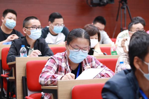 “毕业论文写在岗位上！”上海工匠学院开新班，有专科有本科，能力学历双提升