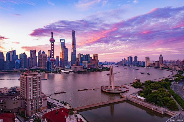 2022年应届生落户上海需要什么材料？