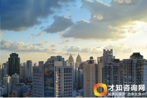 上海和上海的积分落户政策难度相当，上海条件或严过上海